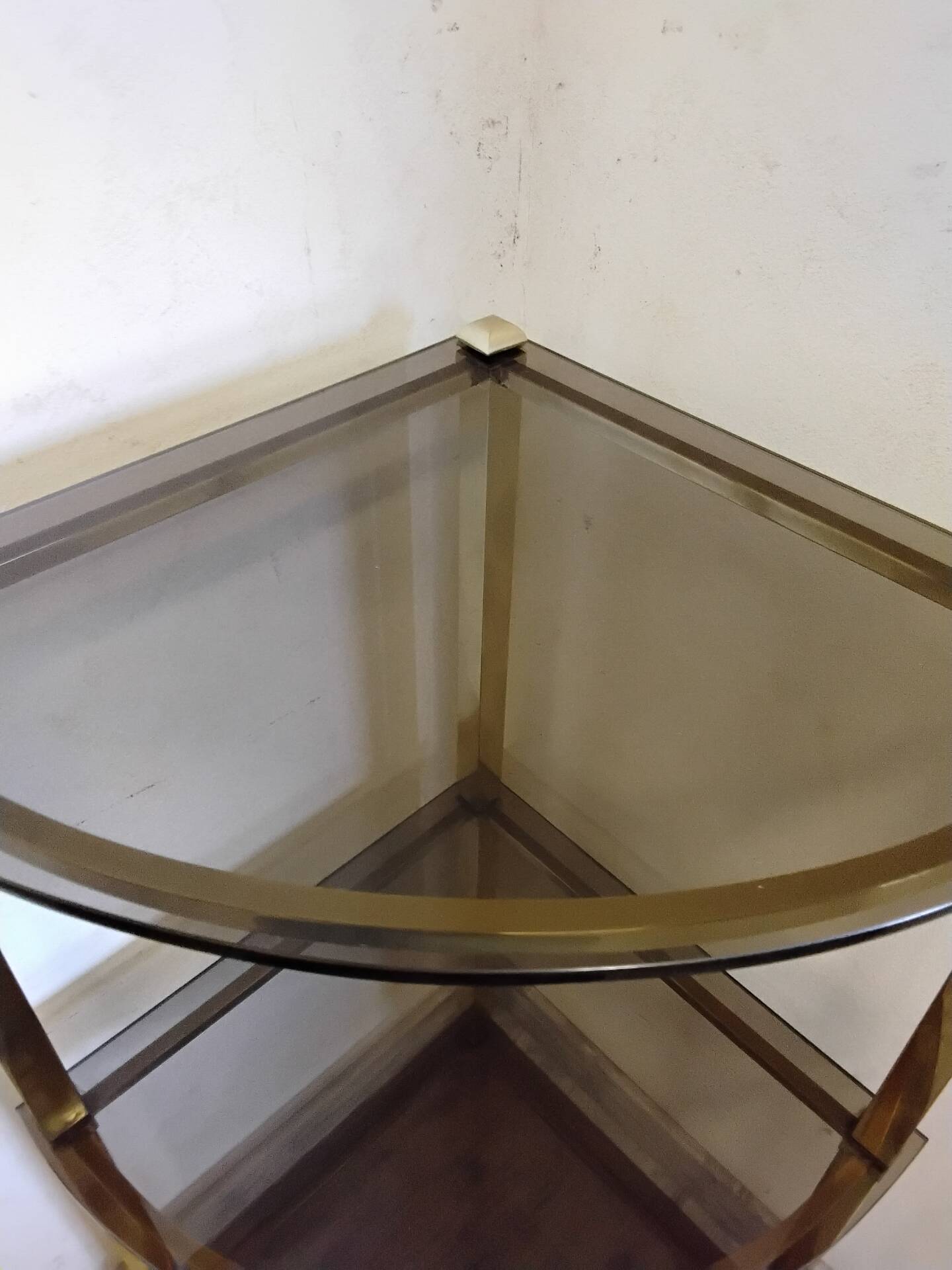 Vintage corner shelf