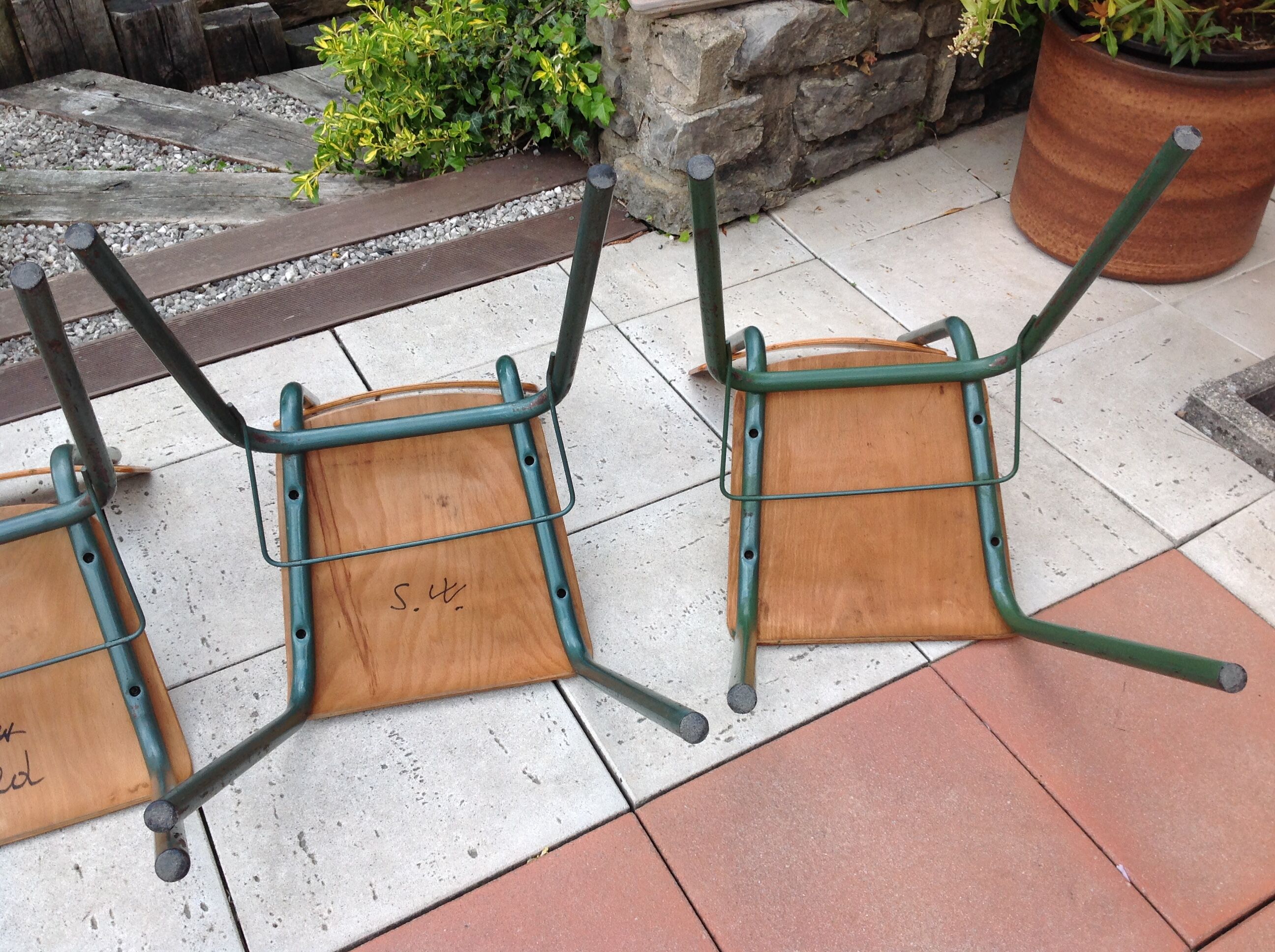 Suite of four school chairs 50/60 years