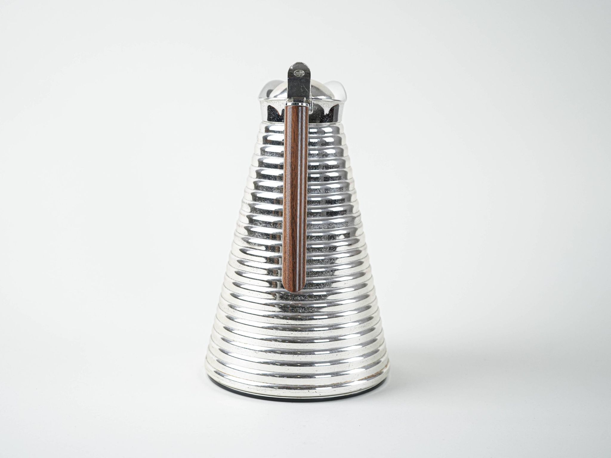 Alfi thermal carafe in ribbed silver metal with wooden handle, Germany