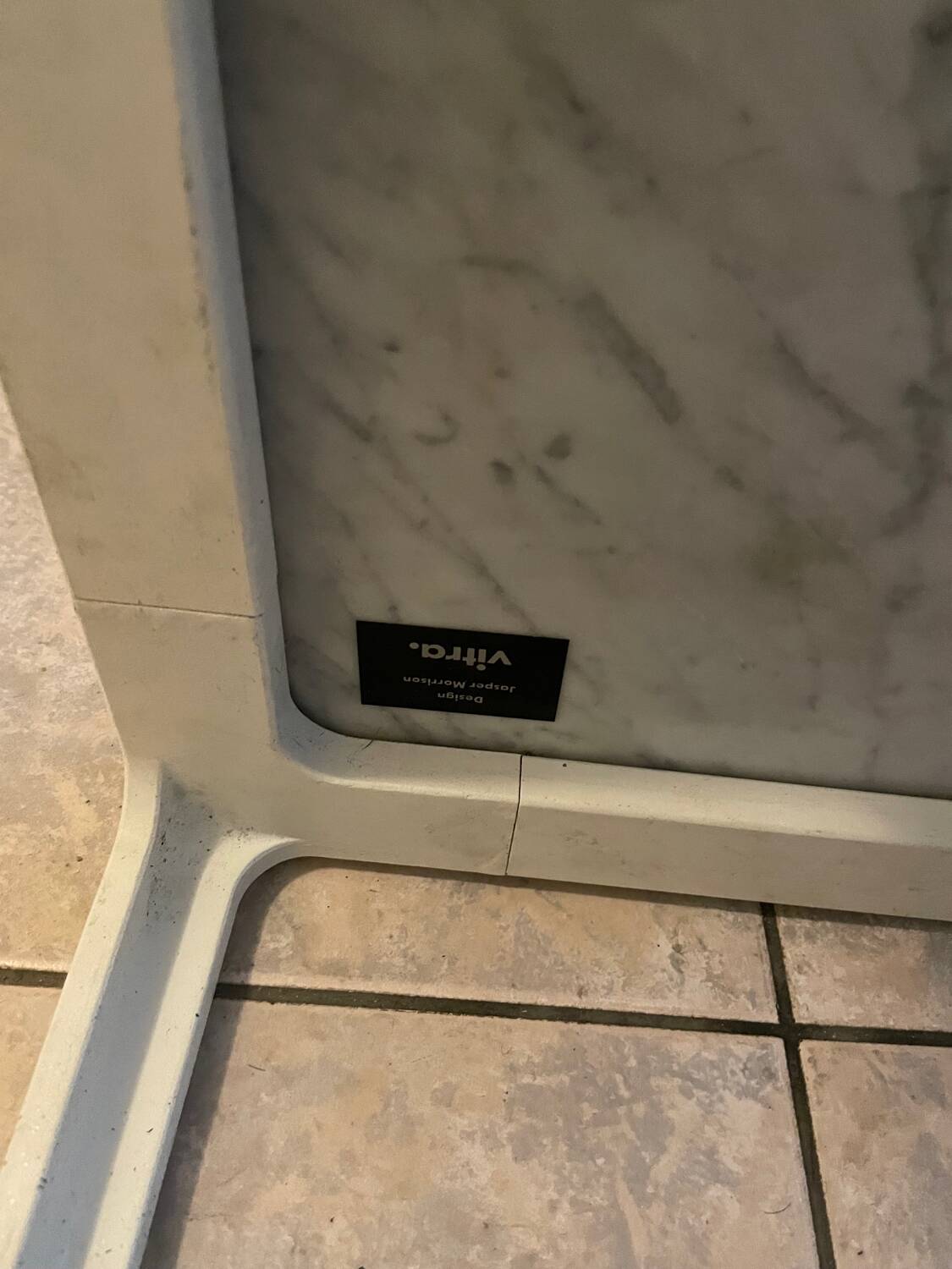 White marble base table