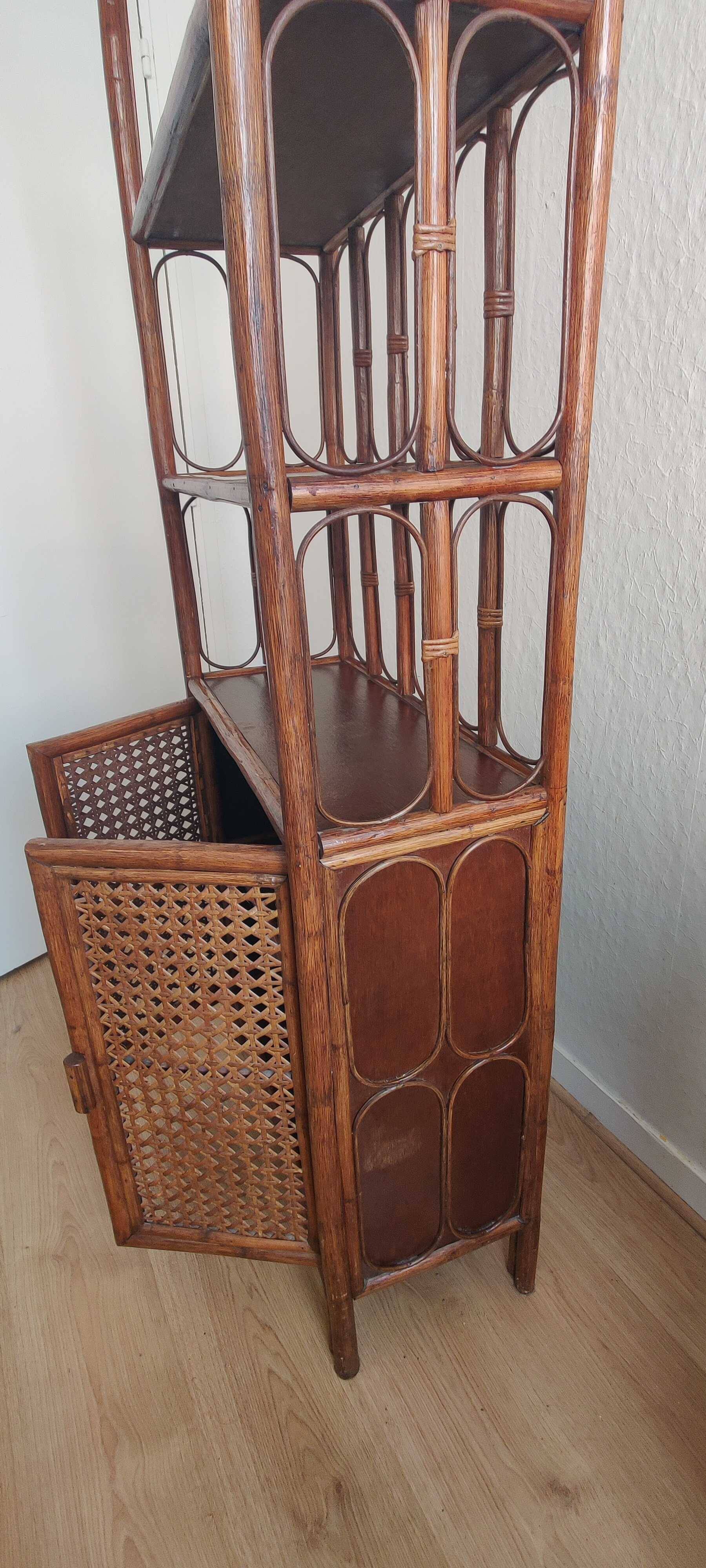 Rattan shelf with flaps