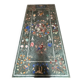 Exceptional green marble table inlaid with stones – Pietra Dura from Agra