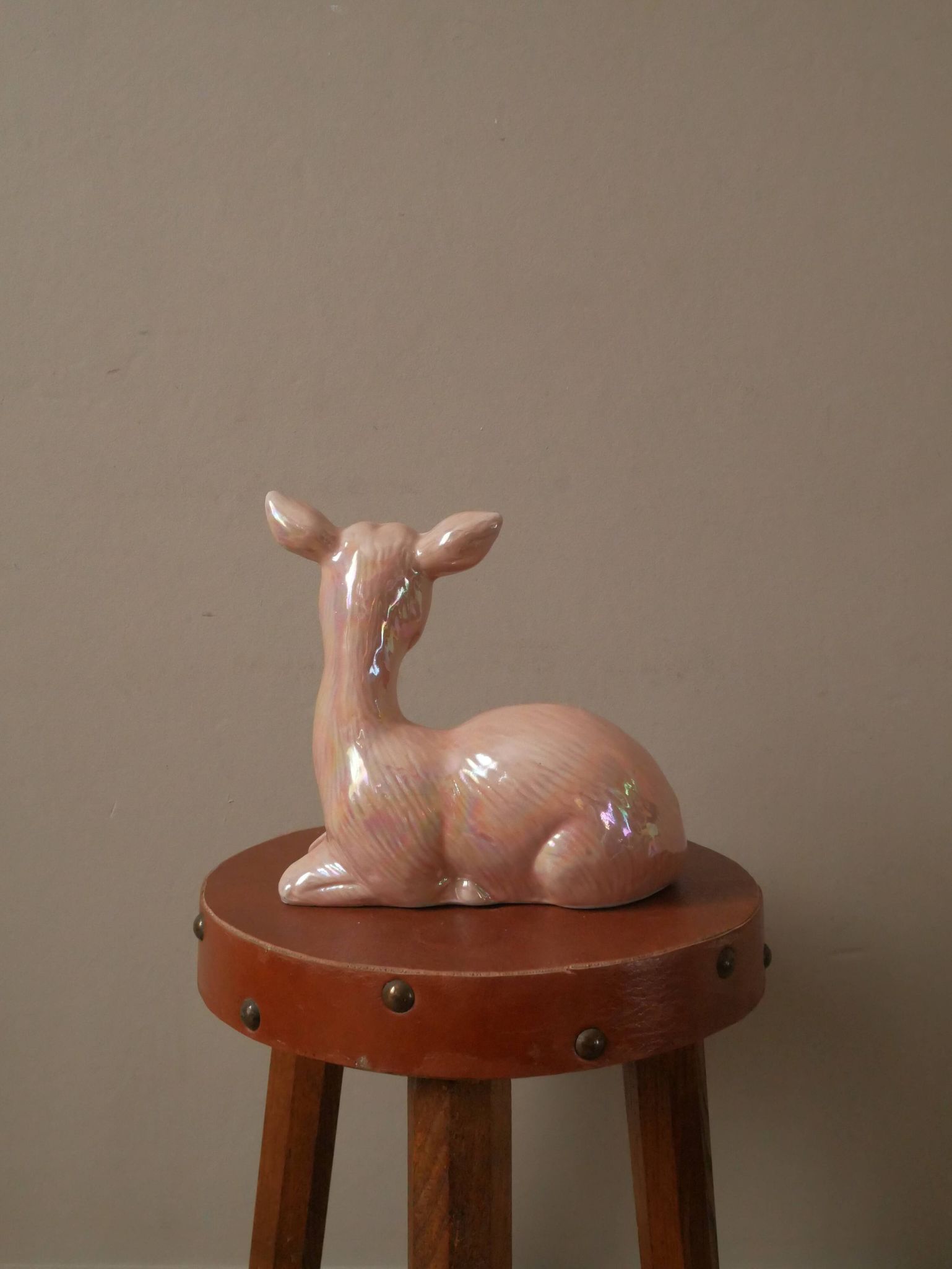 doe ceramic porcelain collection iridescent pink bambi vintage decoration kitsch 50s bohemian child