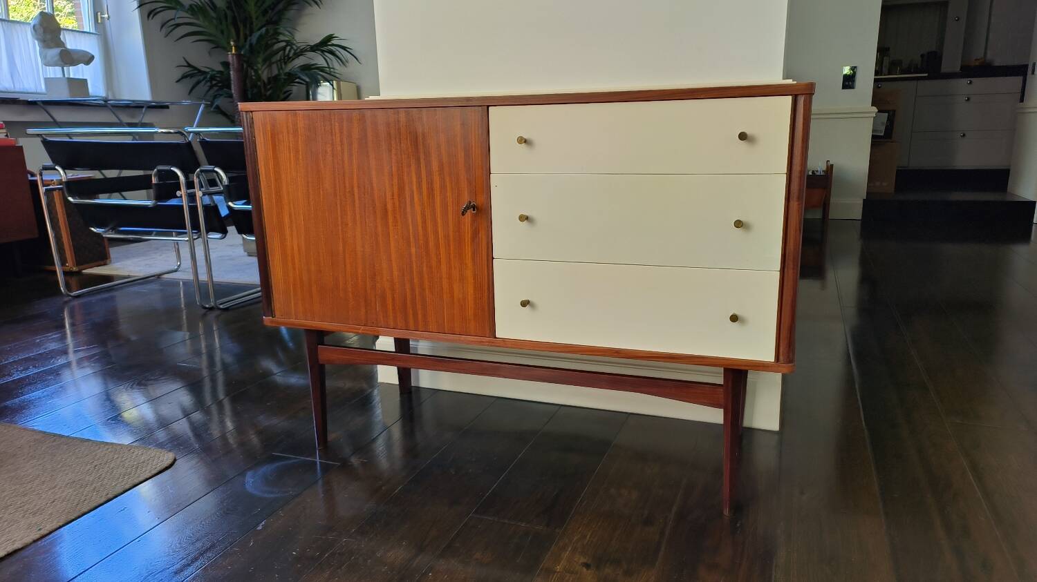 Commode scandinave