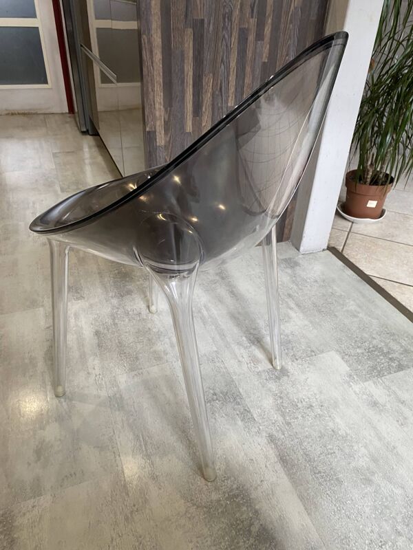 Une Chaise Mister Impossible Philippe Starck Kartell 90
