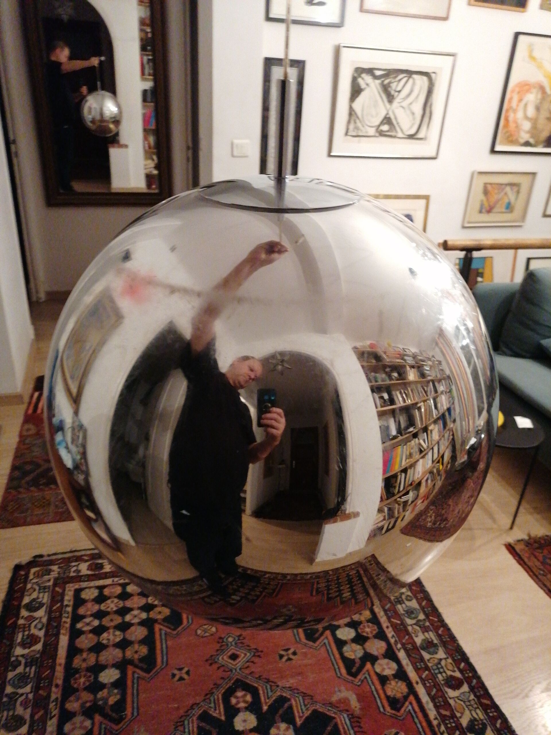 Tom Dixon Grand Model Mirror Ball hanging Lamp