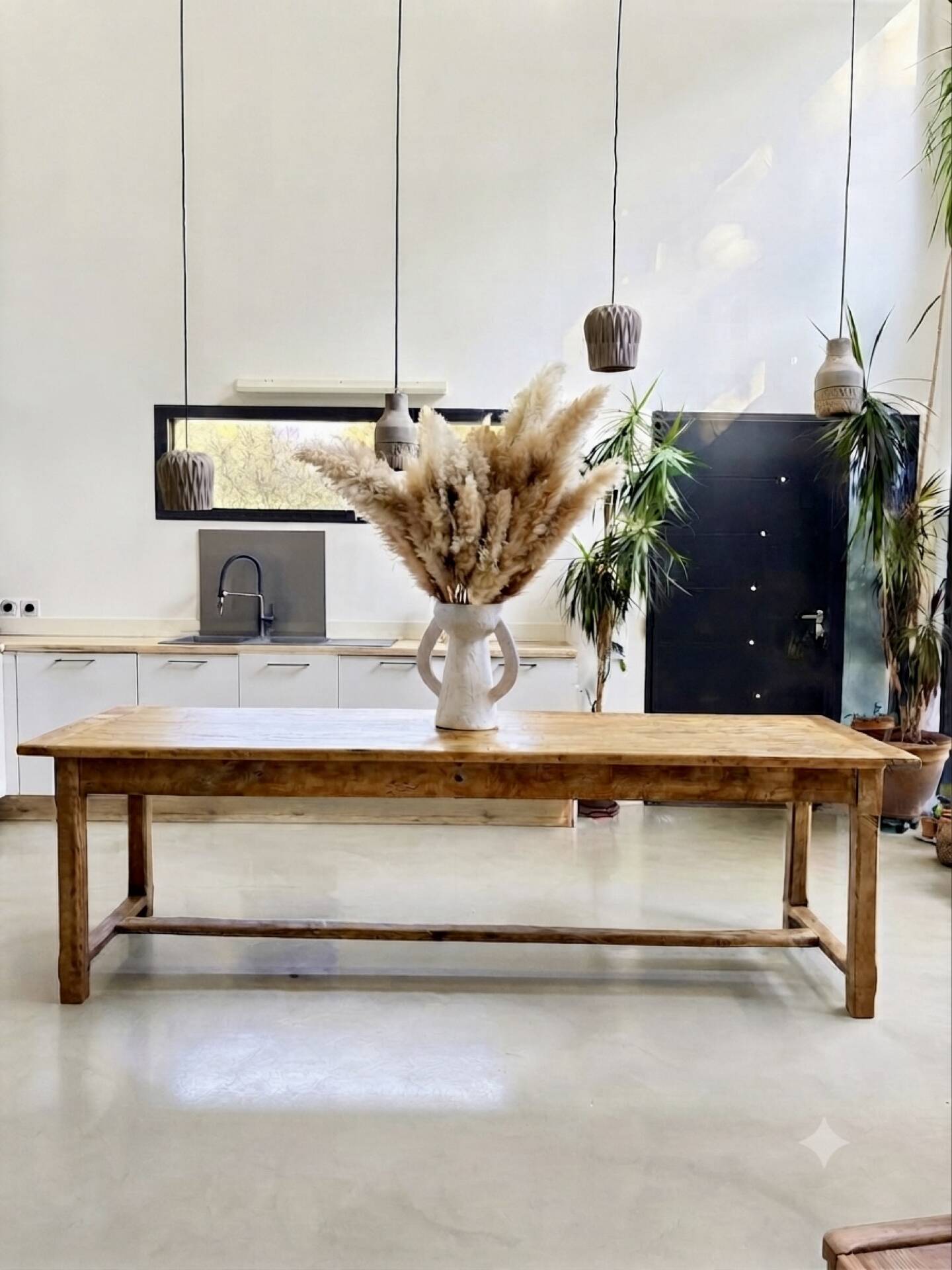 Farm table