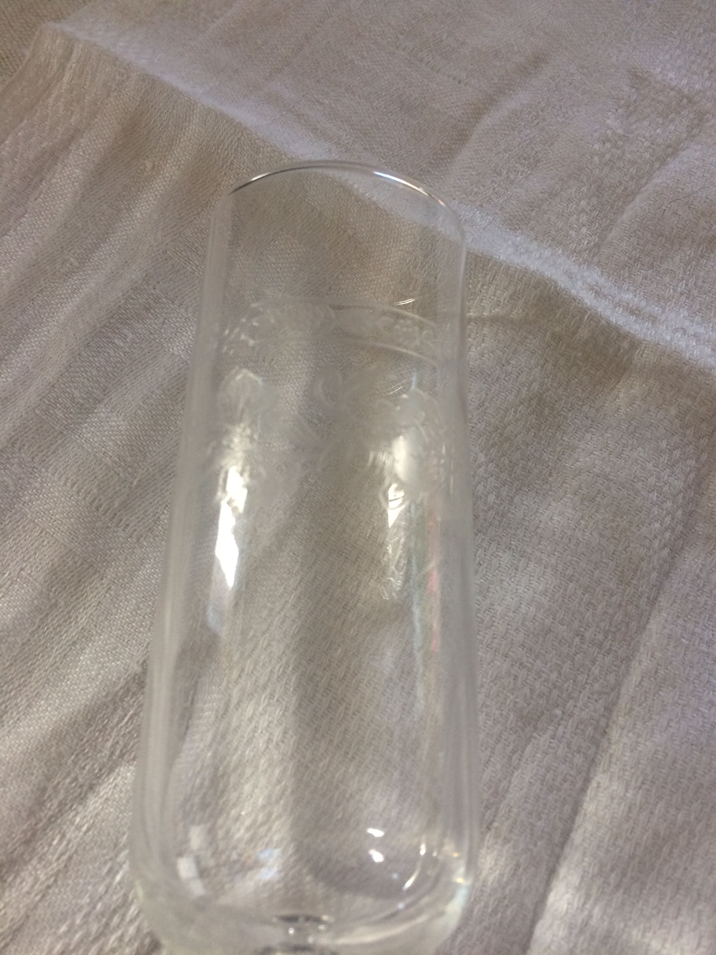 Set of 3 antique champagne flutes in engraved crystal