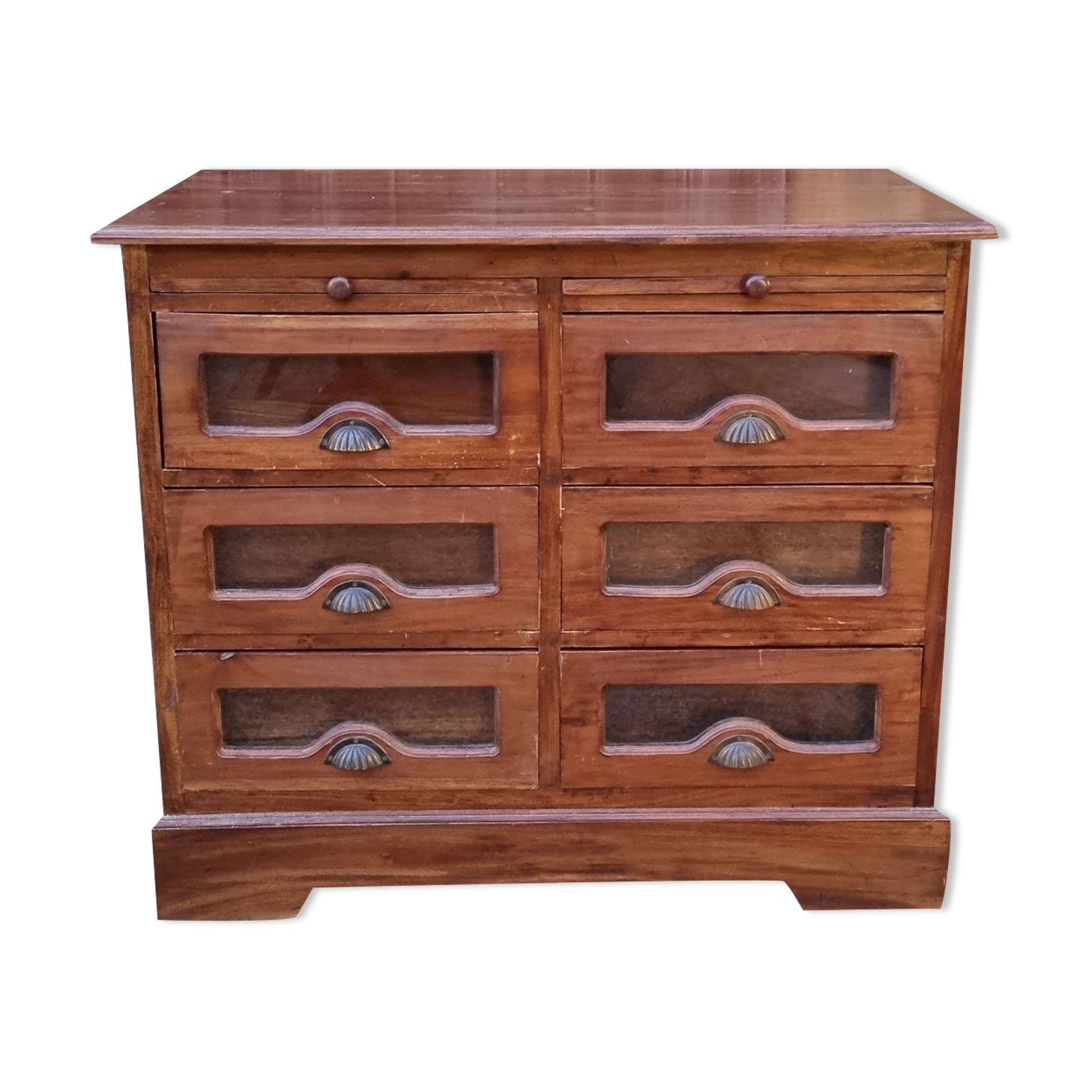 Furniture by trade: seed maker, haberdashery, solid wood