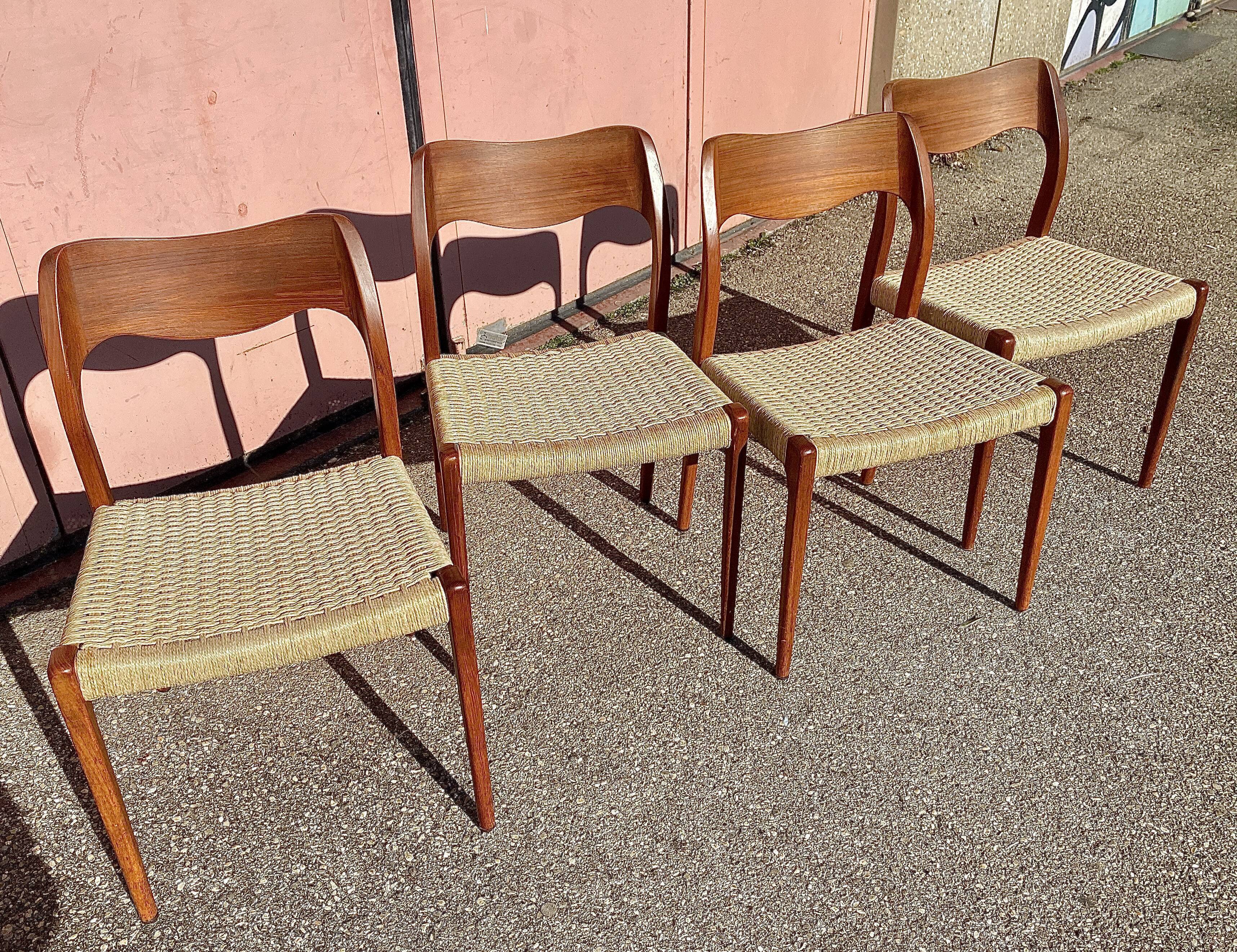 4 chairs série 71 by Niels Otto Moller for j l moller