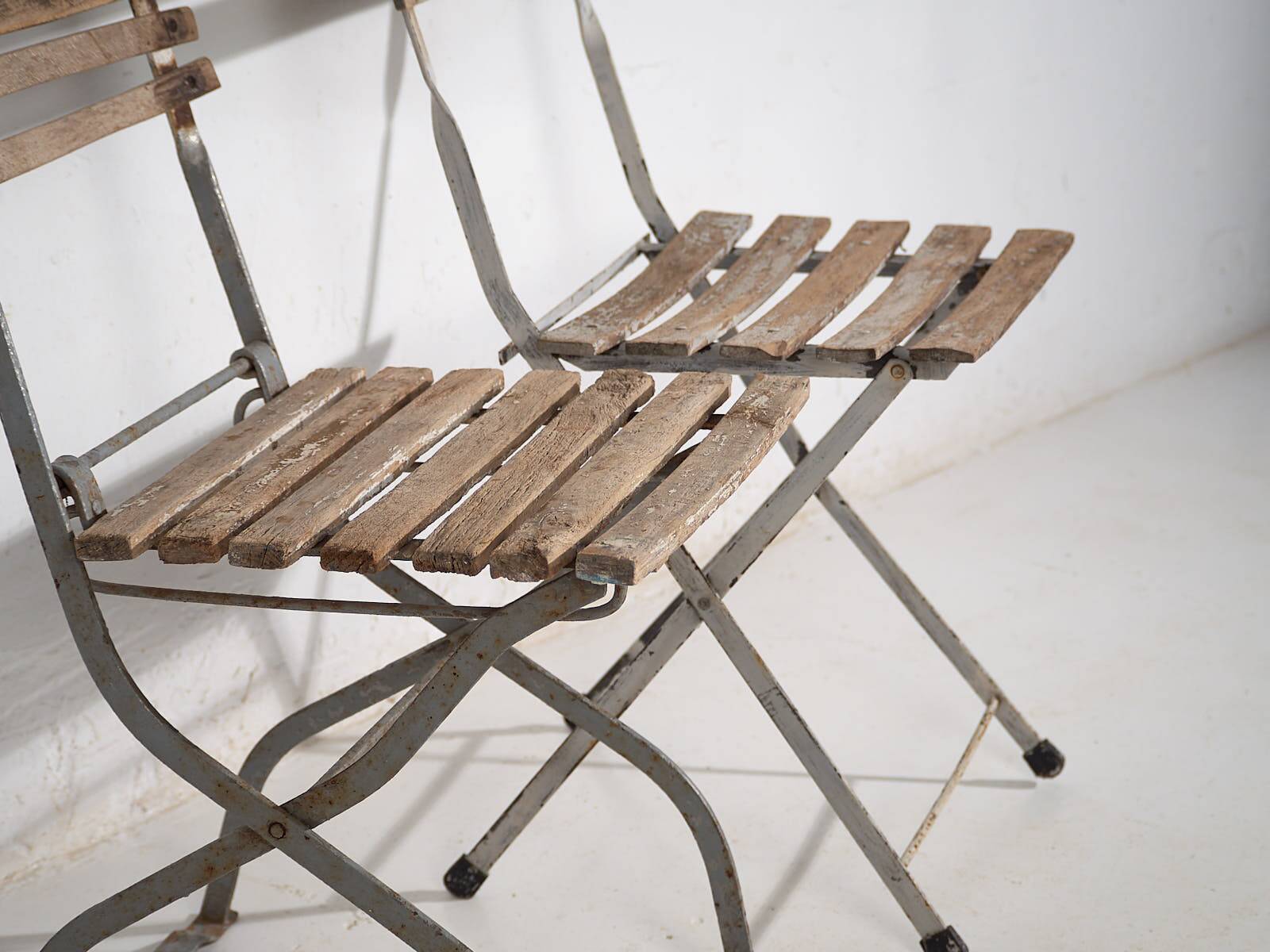 Antique folding garden chairs (c.1920). Set of 2 pieces no. 2