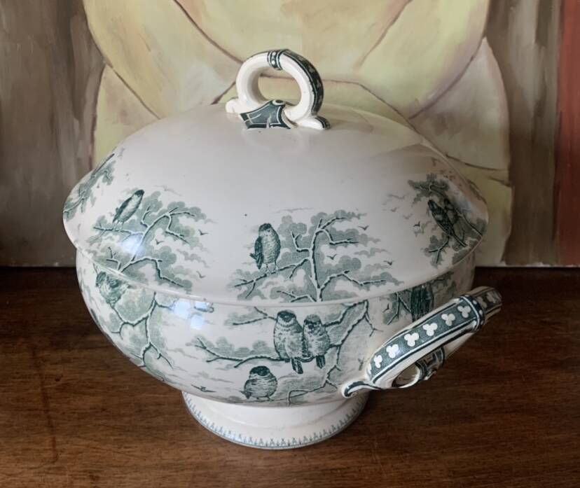 Sarreguemine soup tureen
