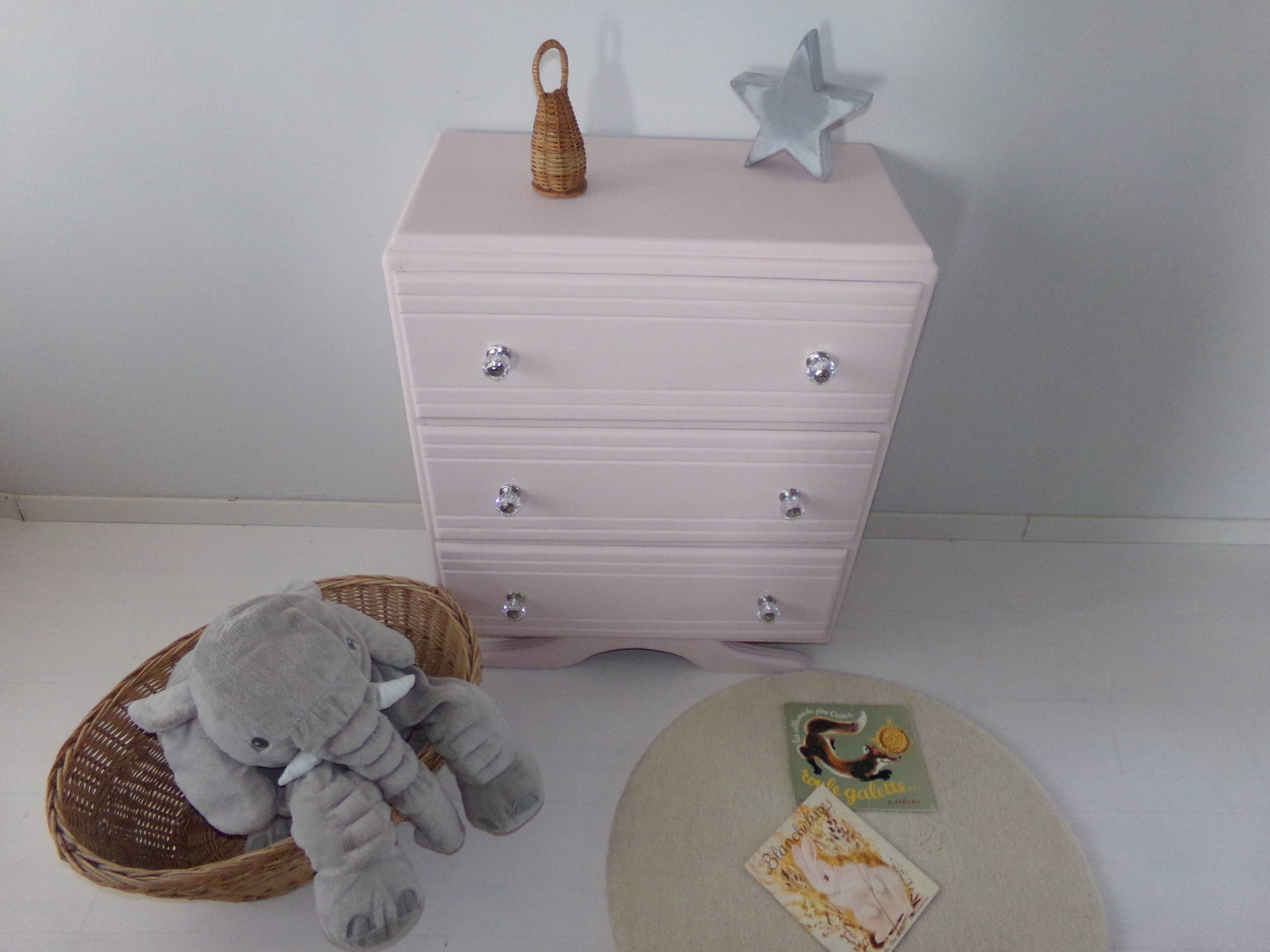 Chest of drawers feet mustache