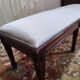 Ban - Banquette de piano à 6 pieds en tissu de style Louis XVI