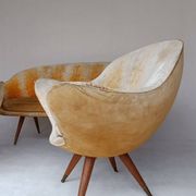 2 fauteuils œuf et canapé par Paged des années 50