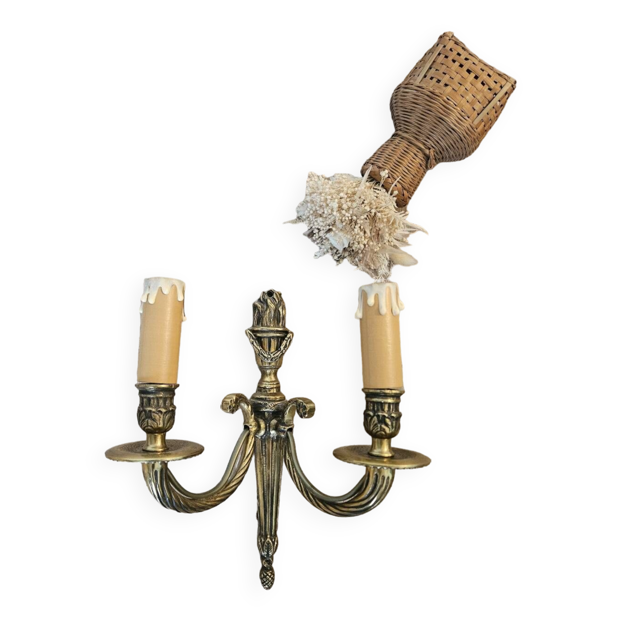 Rocaille style bronze wall lamp