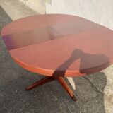 Vintage extendable Scandinavian table