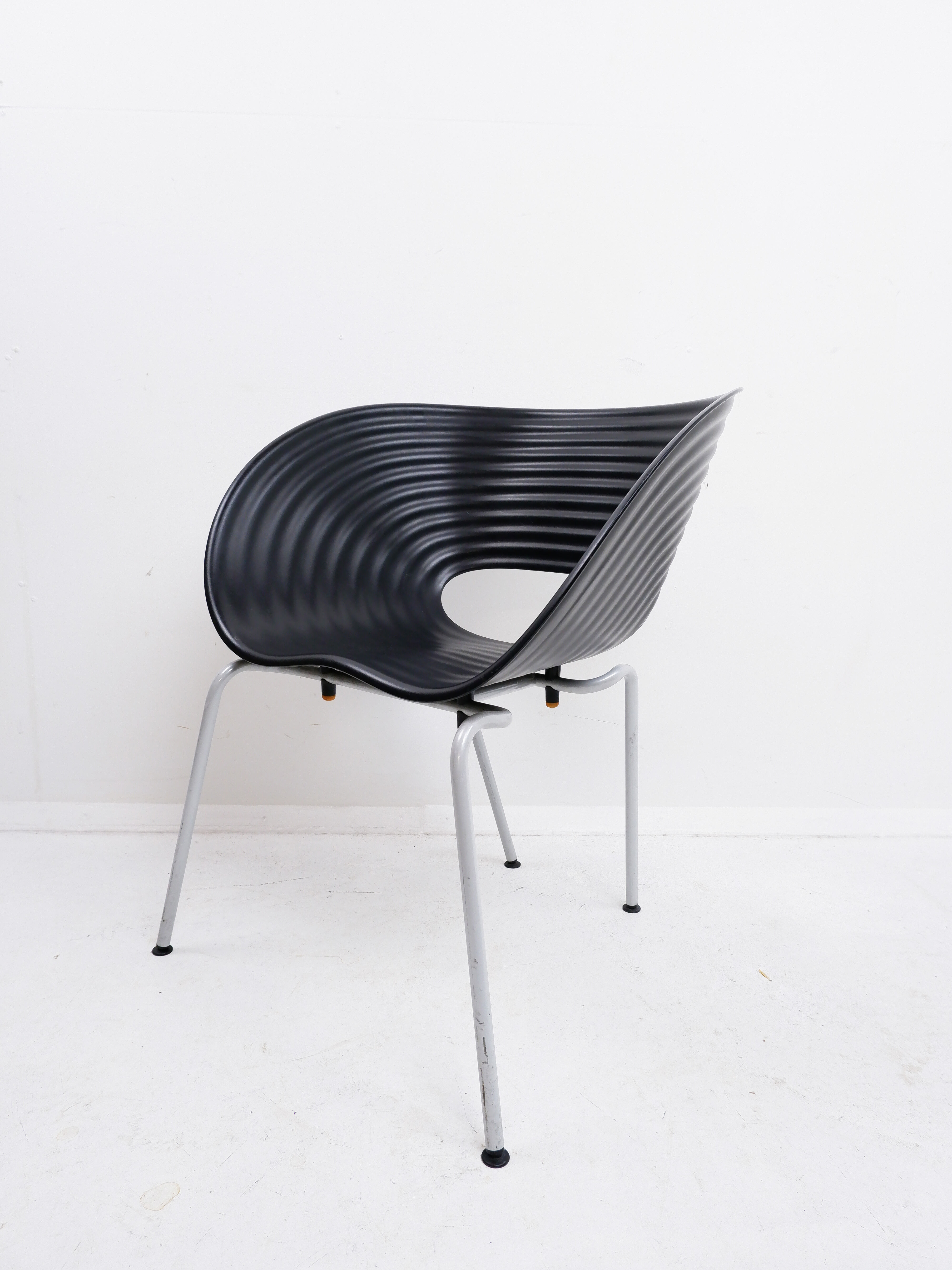 Tom Vac chair by Vitra