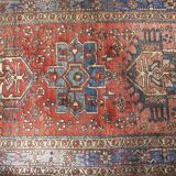 Tapis persan ancien tissé à la main Heriz, années 1920 - 140x97cm