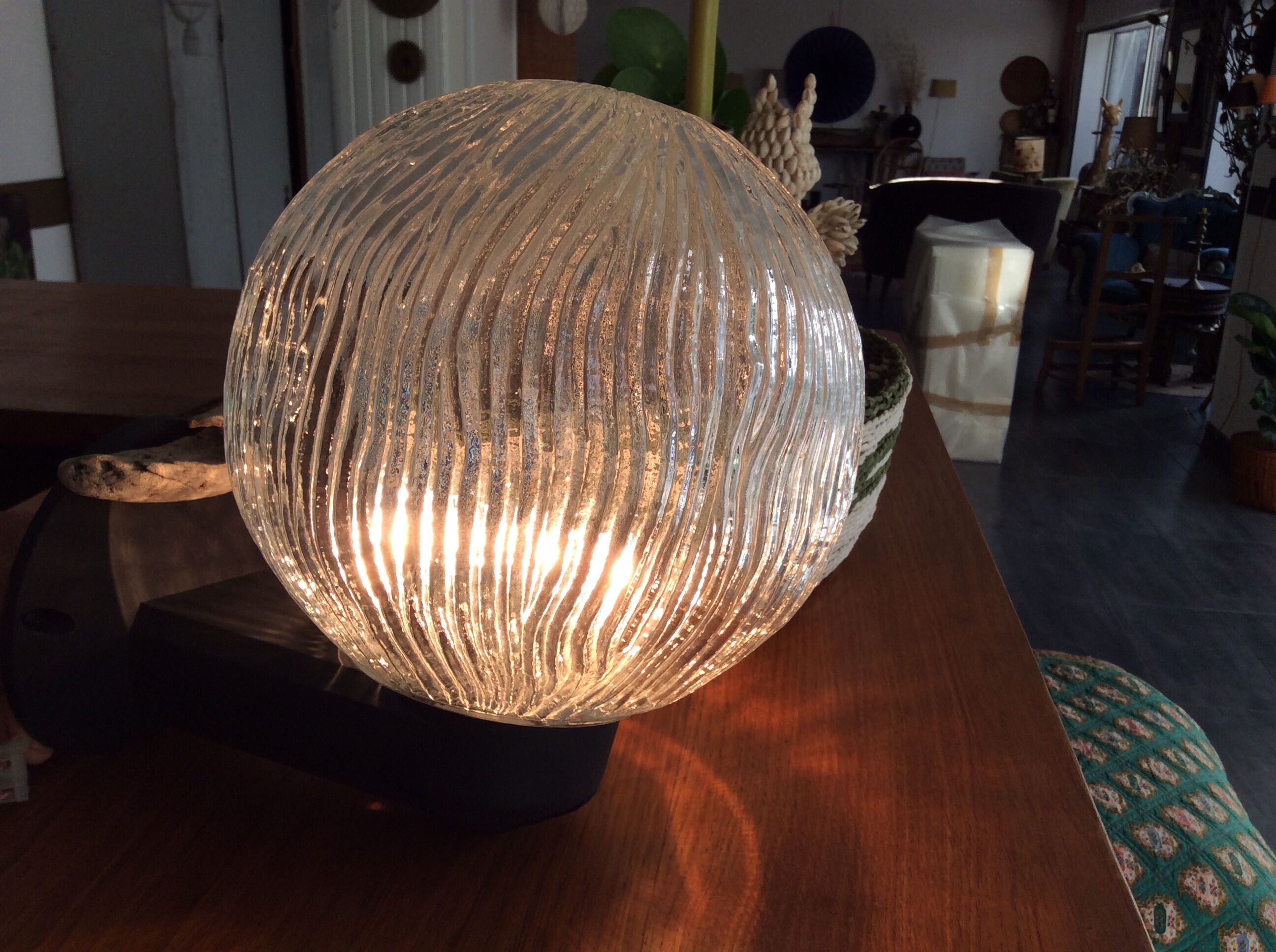 Glass ball globe wall lamp