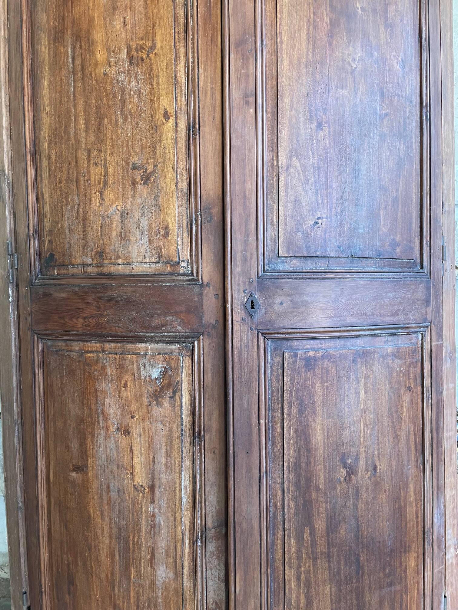 Encoignure galbée 19ème siècle peuplier