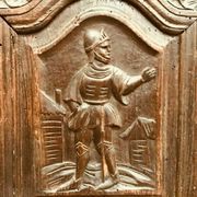 Banc coffre de style renaissance en frêne sculpté XIX siècle