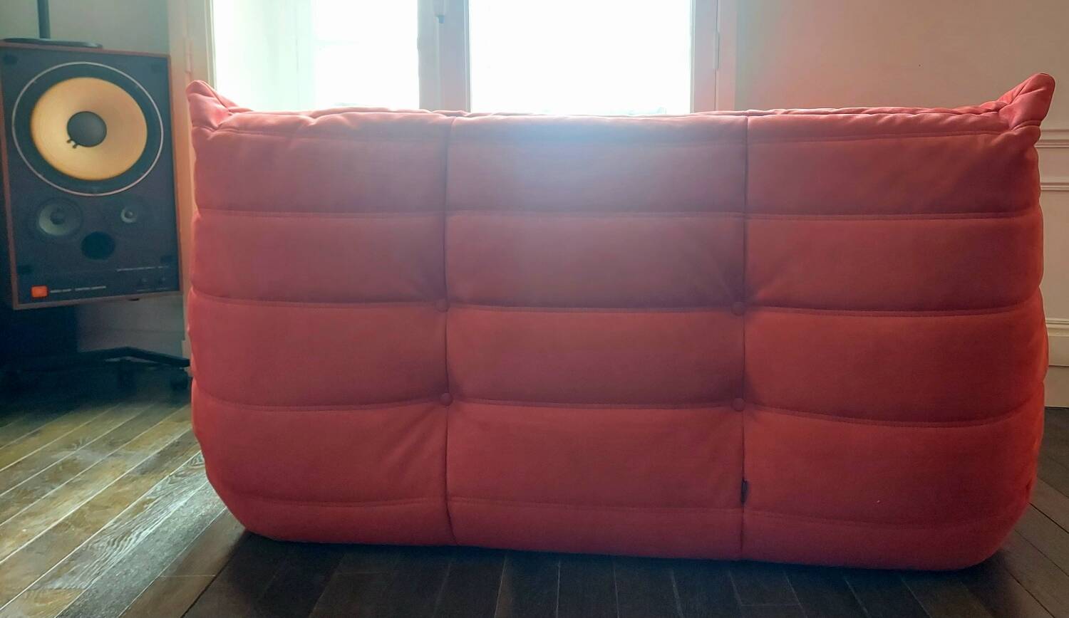 100% original - Togo 2-seater bench - Ligne Roset - Red Alcantara (Go