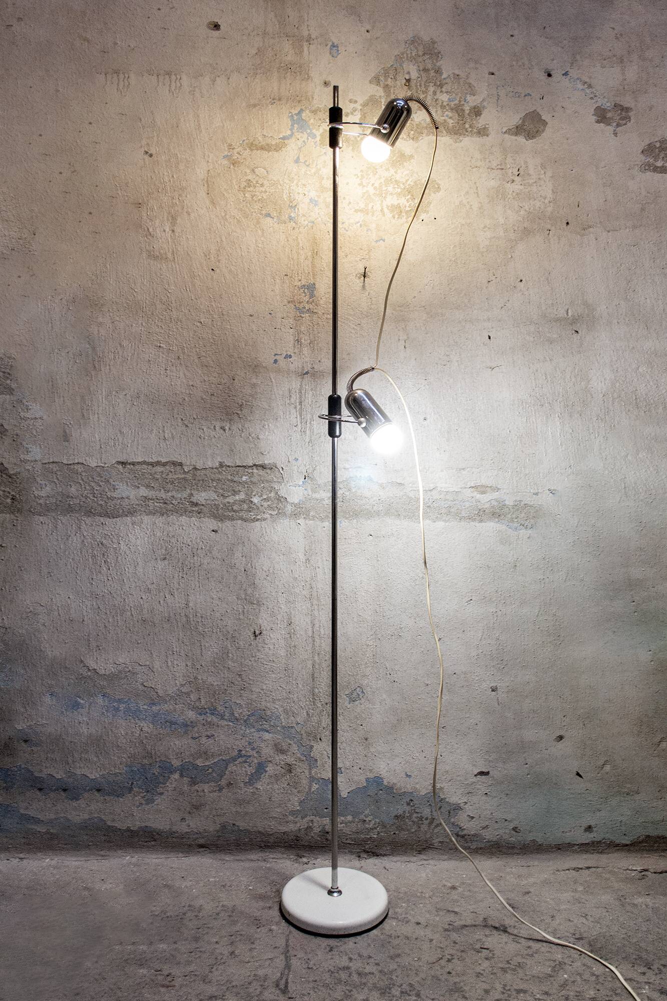 Steel floor Lamp by Francesco Fois for Reggiani, Italy, 1960s