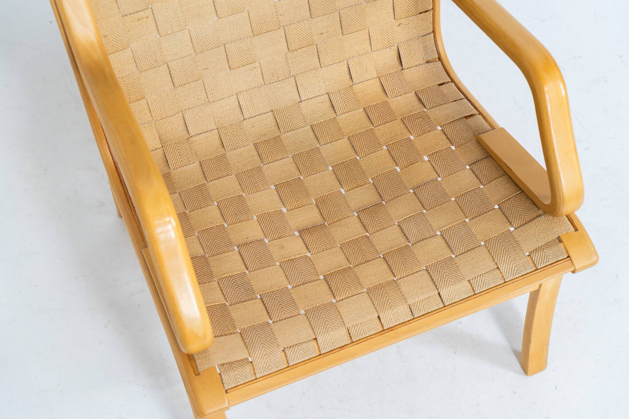 Chaise Albert par Finn Ostergaard