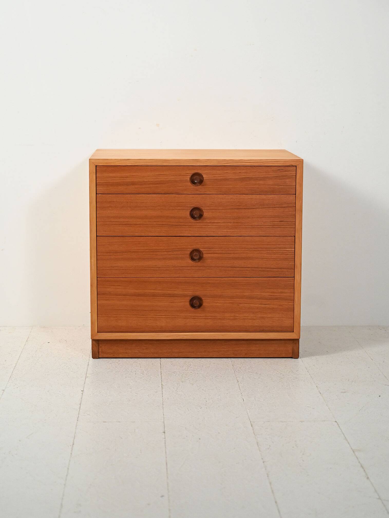 Commode en hêtre danois et teck par Børge Mogensen