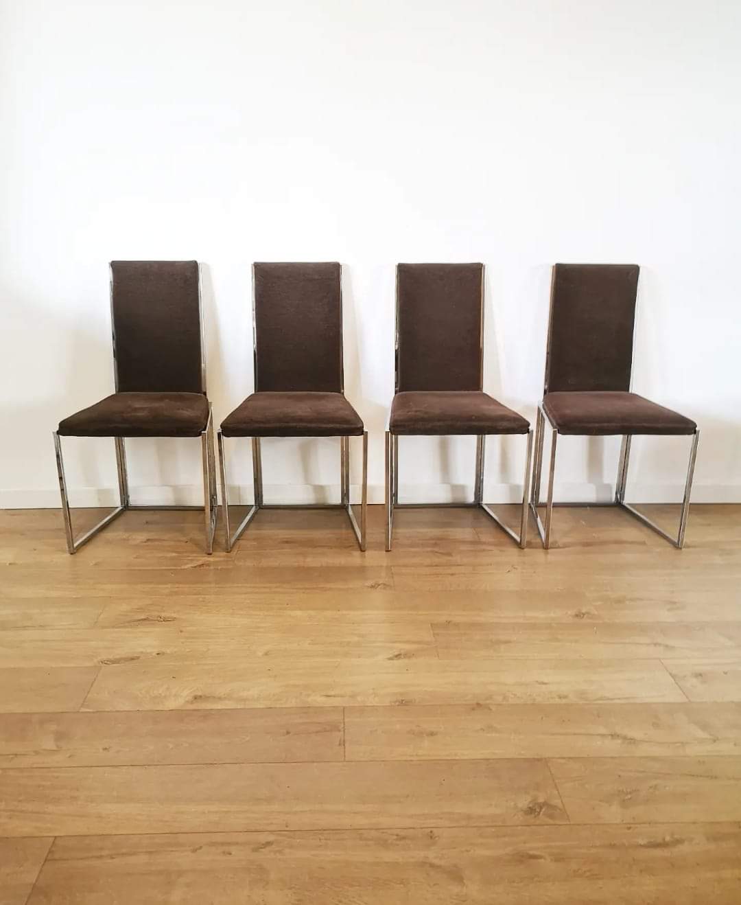 Set of 4 metal chairs and fabrics from the 80s