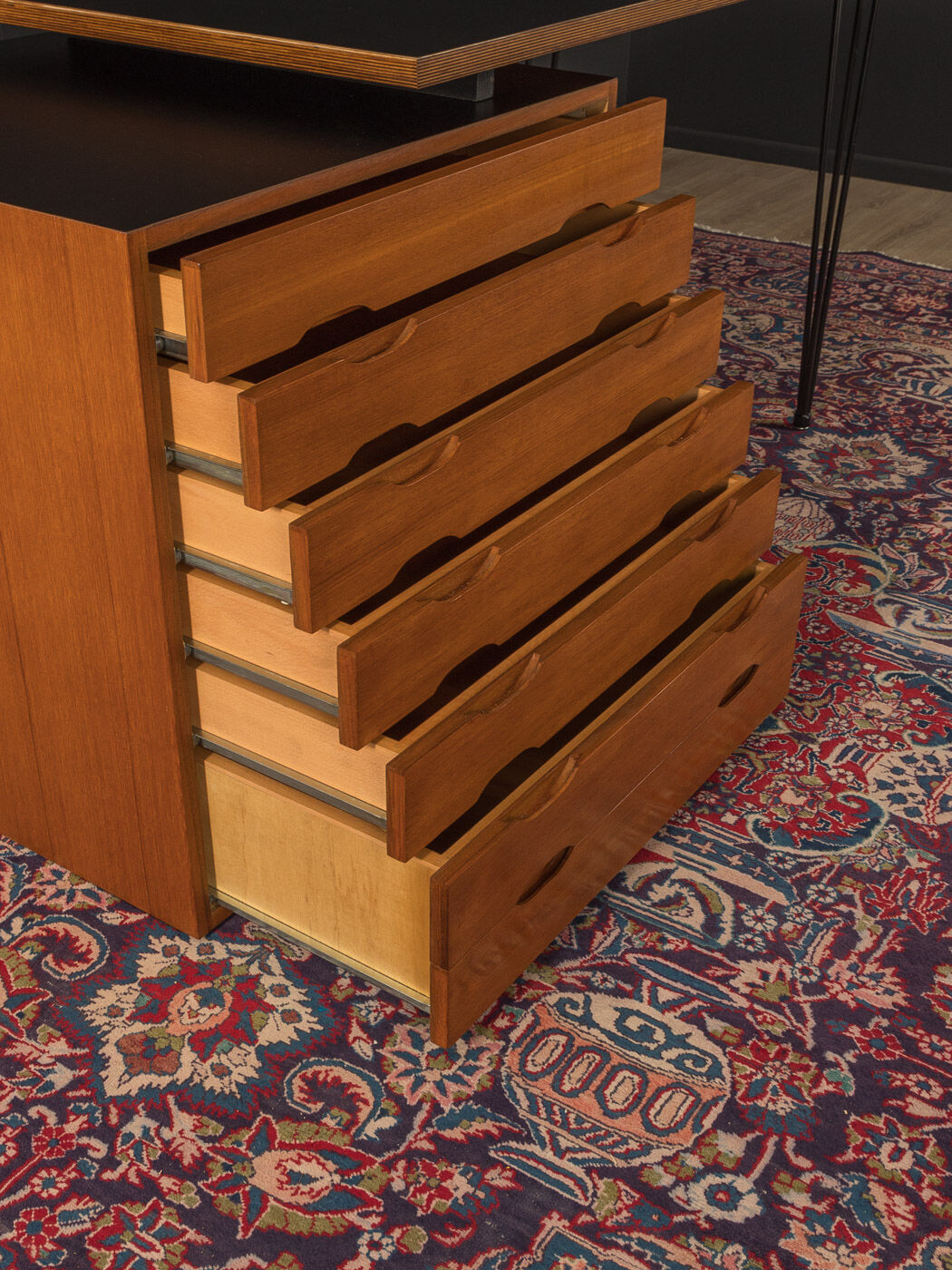 Bureau des années 1960