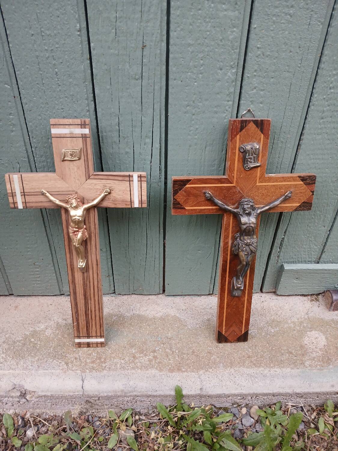 2 ancient crucifixes