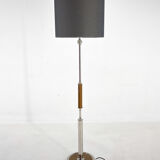 Lampadaire chrome et bois des années 1950, Tchécoslovaquie, restauré