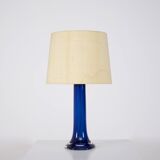 Lampe en cristal bleu cobalt Luxus Vittsjö Sweden.