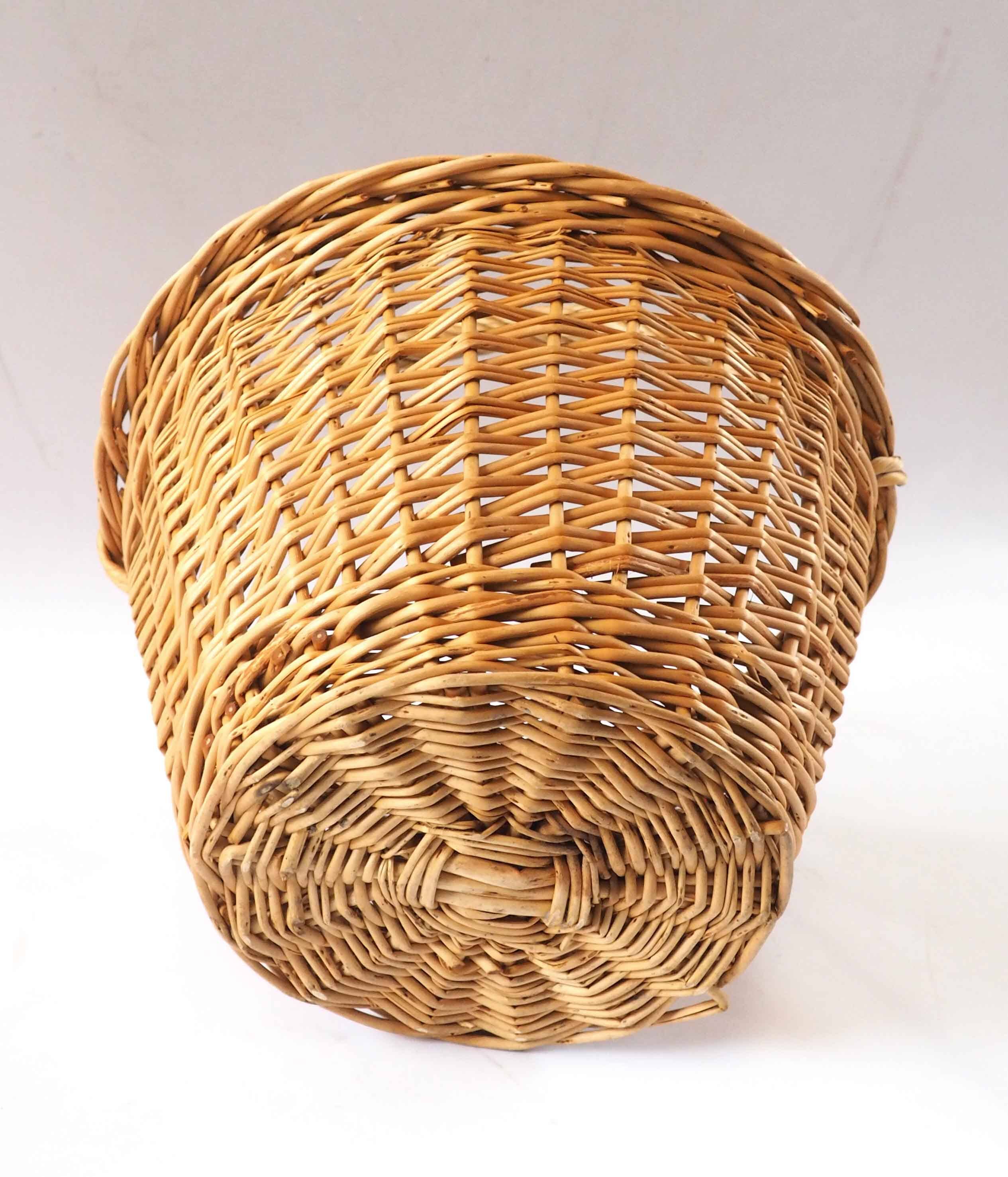 Panier rotin clair