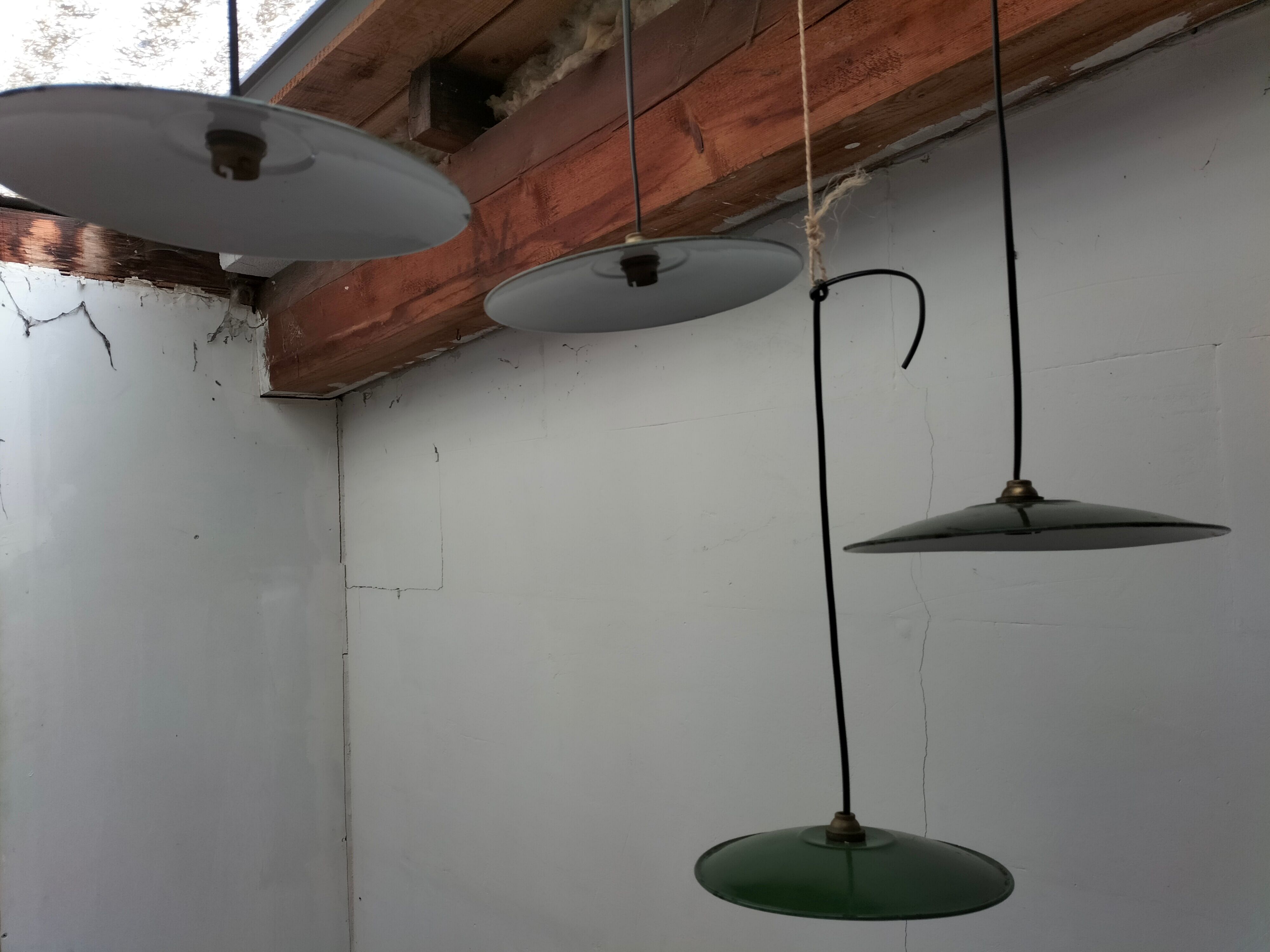 Set of 4 old pendant lamps