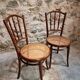 2 chaises bistrot viennoises Kohn antiques en bois courbé et cannage, Autriche vers 1900–1930