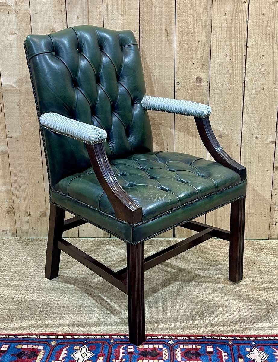 English Chesterfield armchair from the 70s