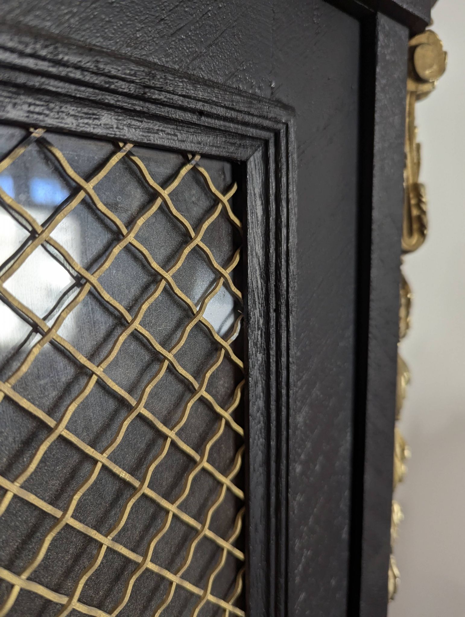 Bibliothèque vitrée en bois noirci époque Napoléon III