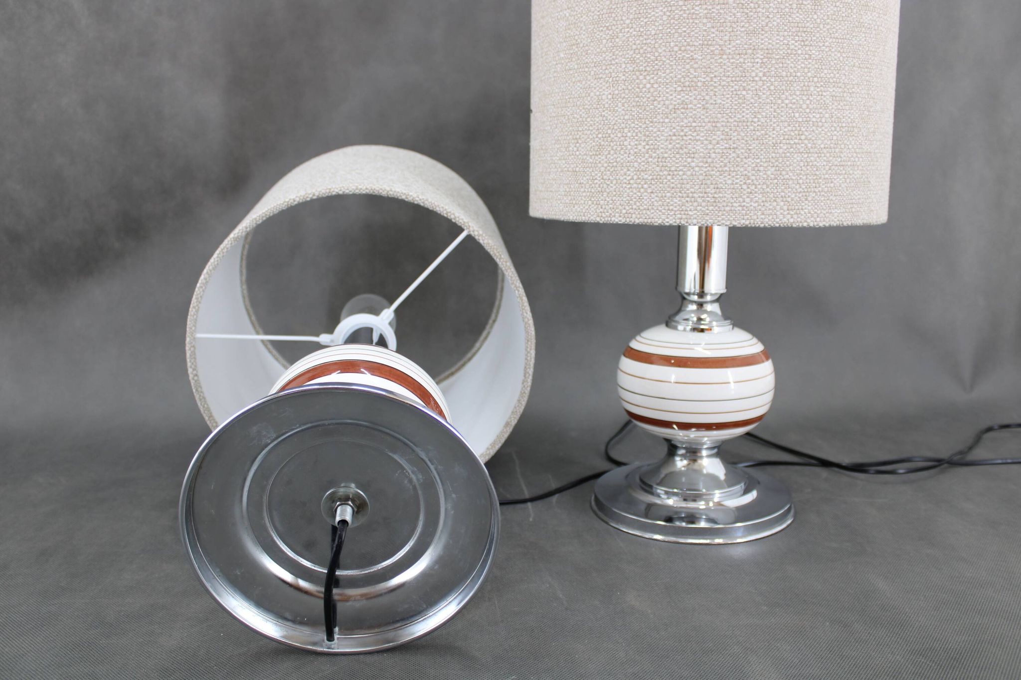 1970s Pair Of Table Lamps With New Fabric Shade, Italy