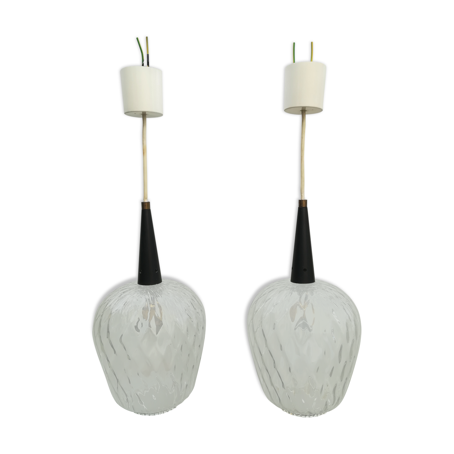 Pair of hanging of annees 50