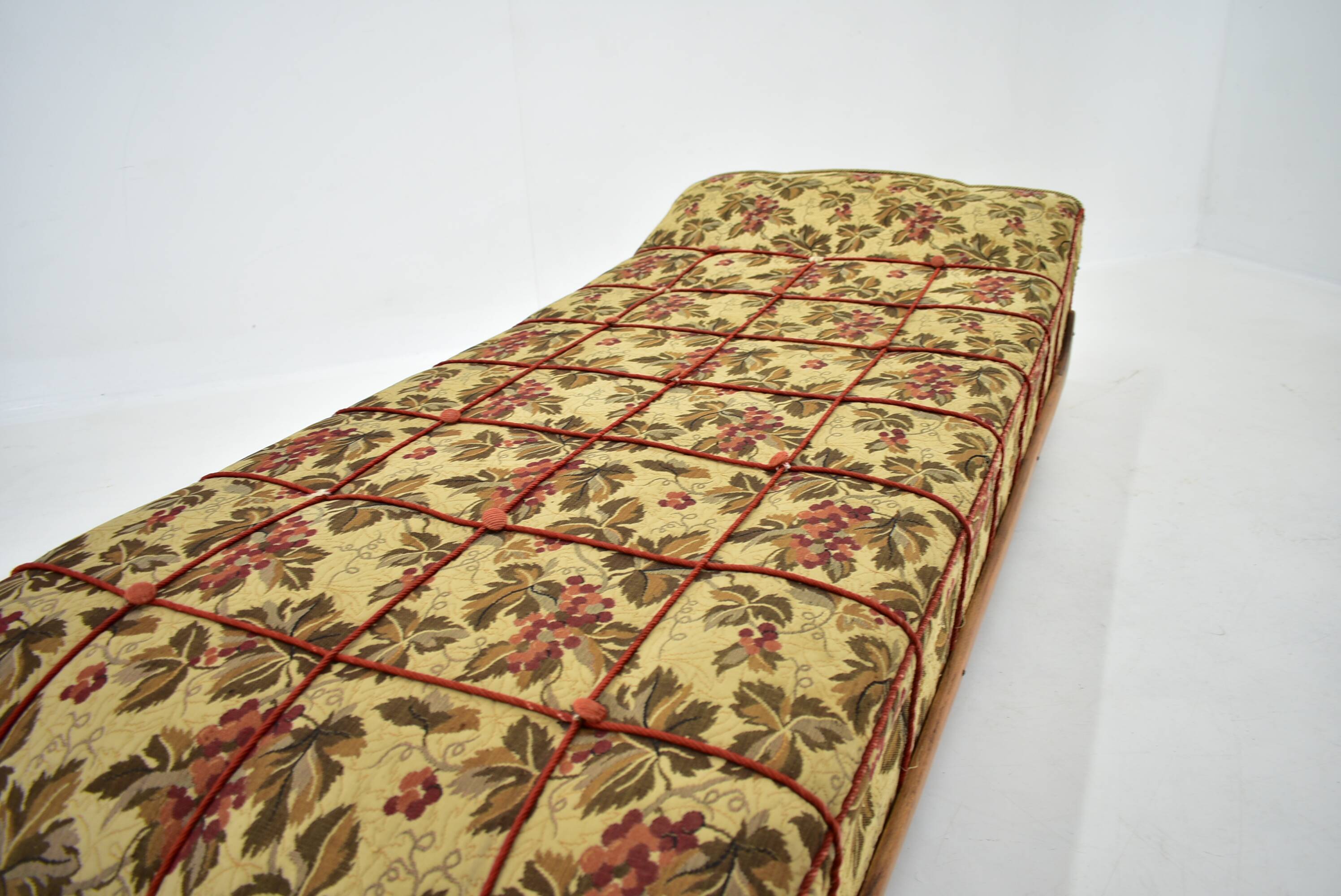 1940s Jindřich Halabala Sofa or Bed for UP Závody, Czechoslovakia