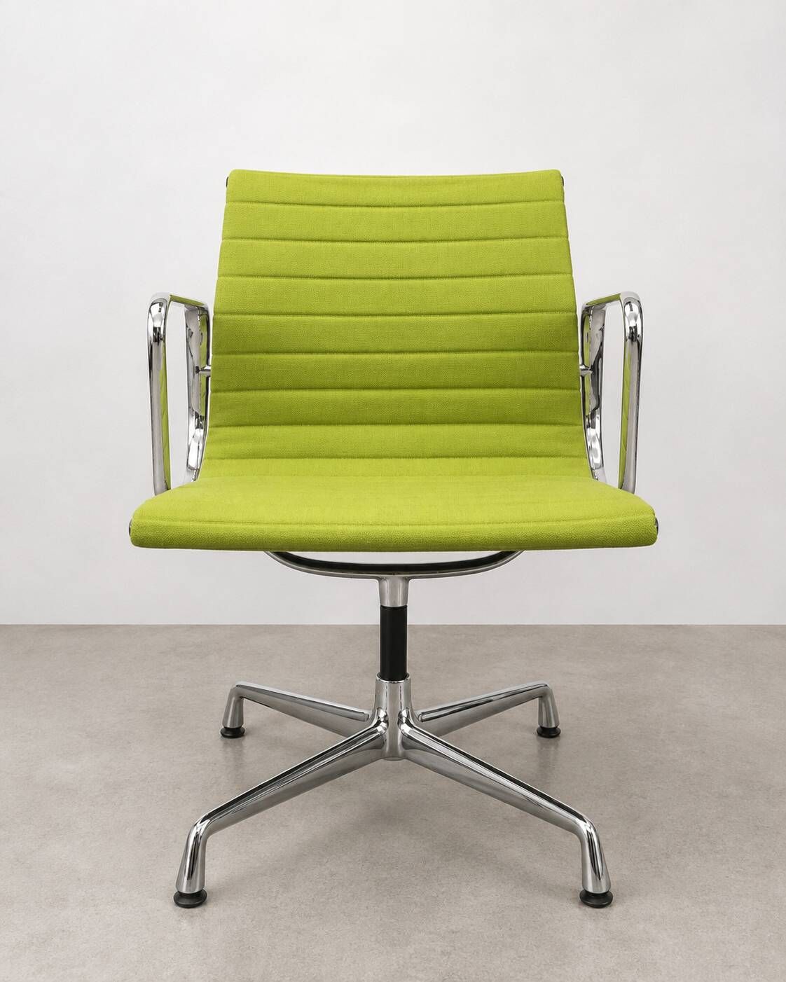 Vitra EA 108 Aluminum Swivel Chair Vitra EA 108 Aluminum Swivel Chair Vitra