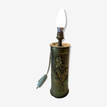 Brass shell lamp foot