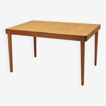 Table en chêne, design danois, années 1970, production : Danemark