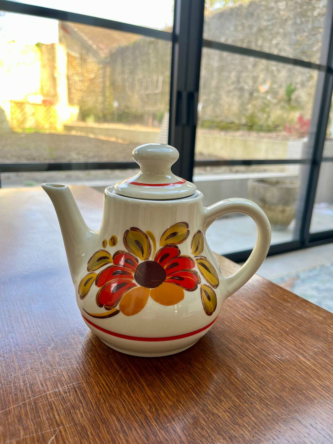 Service à thé en porcelaine