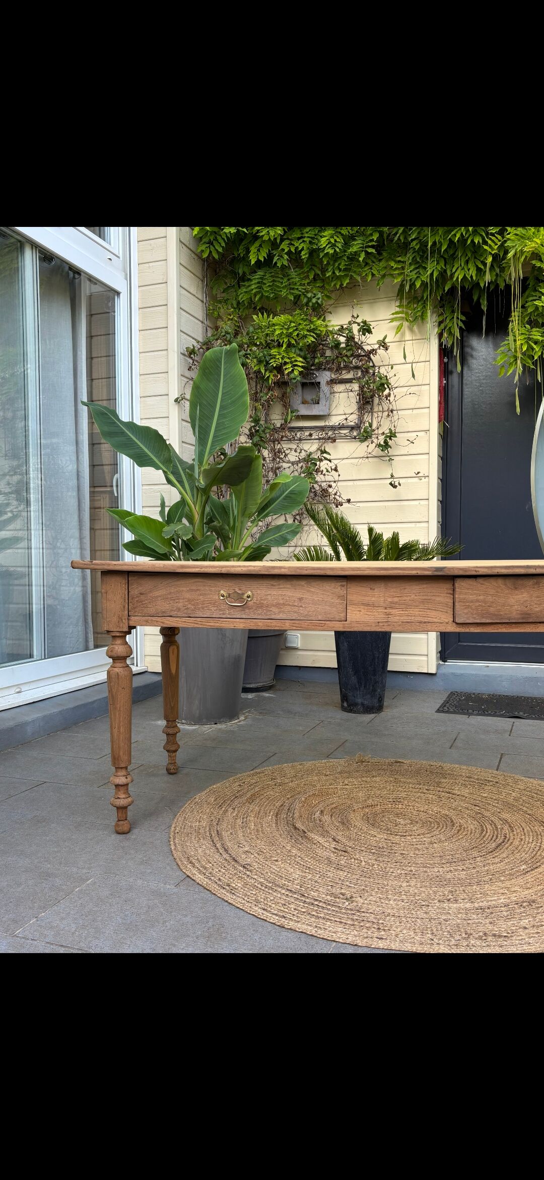 Table / desk
