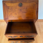 Secretary with drop-down front, signed Jean Laick, master cabinetmaker, cherry wood.