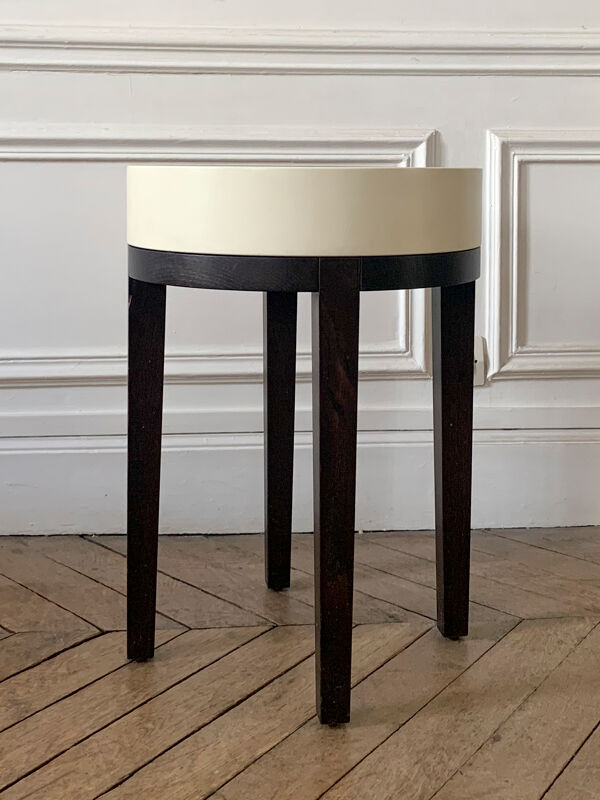 Table d'appoint contemporaine first time